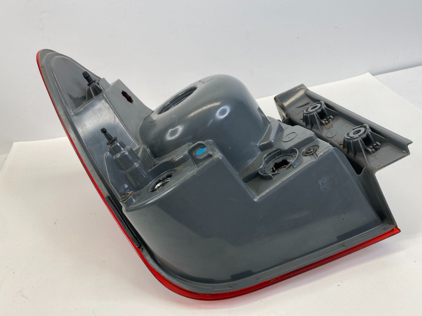 2011-2016 Chevrolet Cruze Right Passenger Outer Tail Light Taillight Lamp OEM