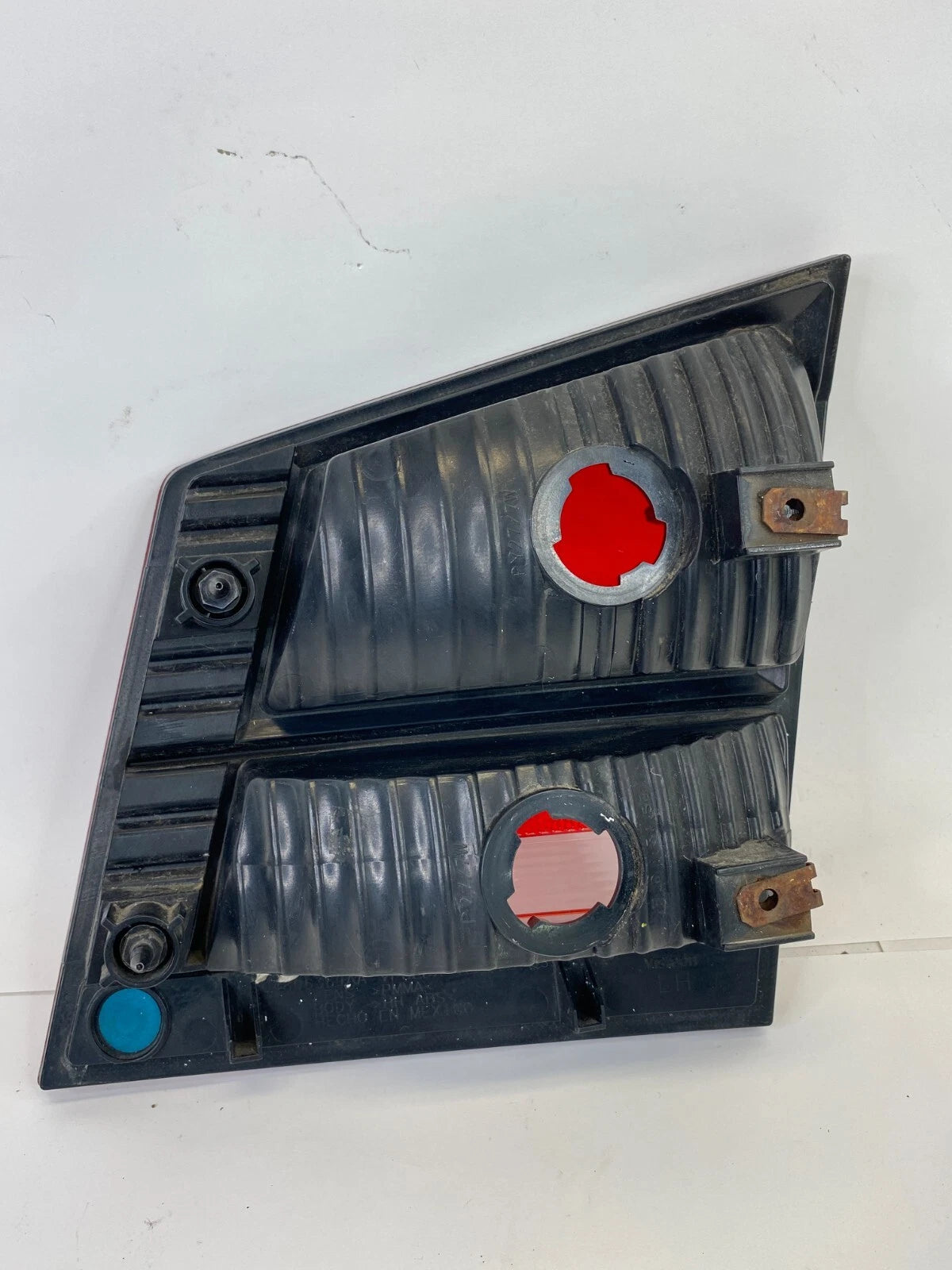 2009-2020 DODGE JOURNEY TAILLIGHT LEFT INNER TAIL LAMP ASSEMBLY 04806369AA OEM