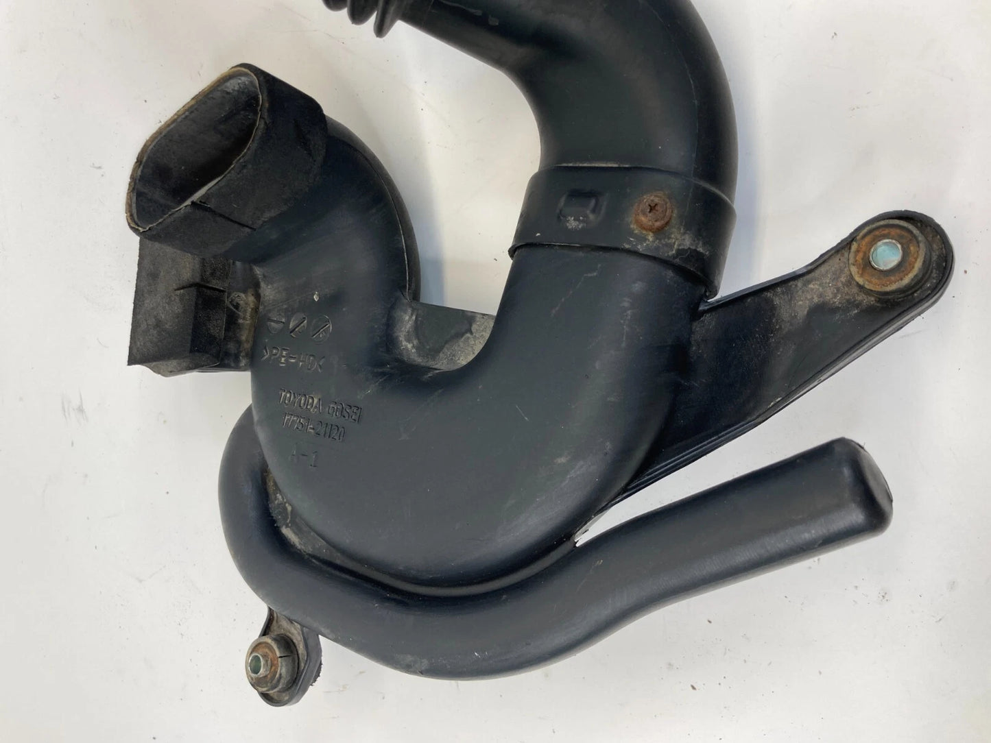 2004-2009 TOYOTA PRIUS 1.5L ENGINE AIR INTAKE FLOW TUBE HOSE 17751-21120 OEM