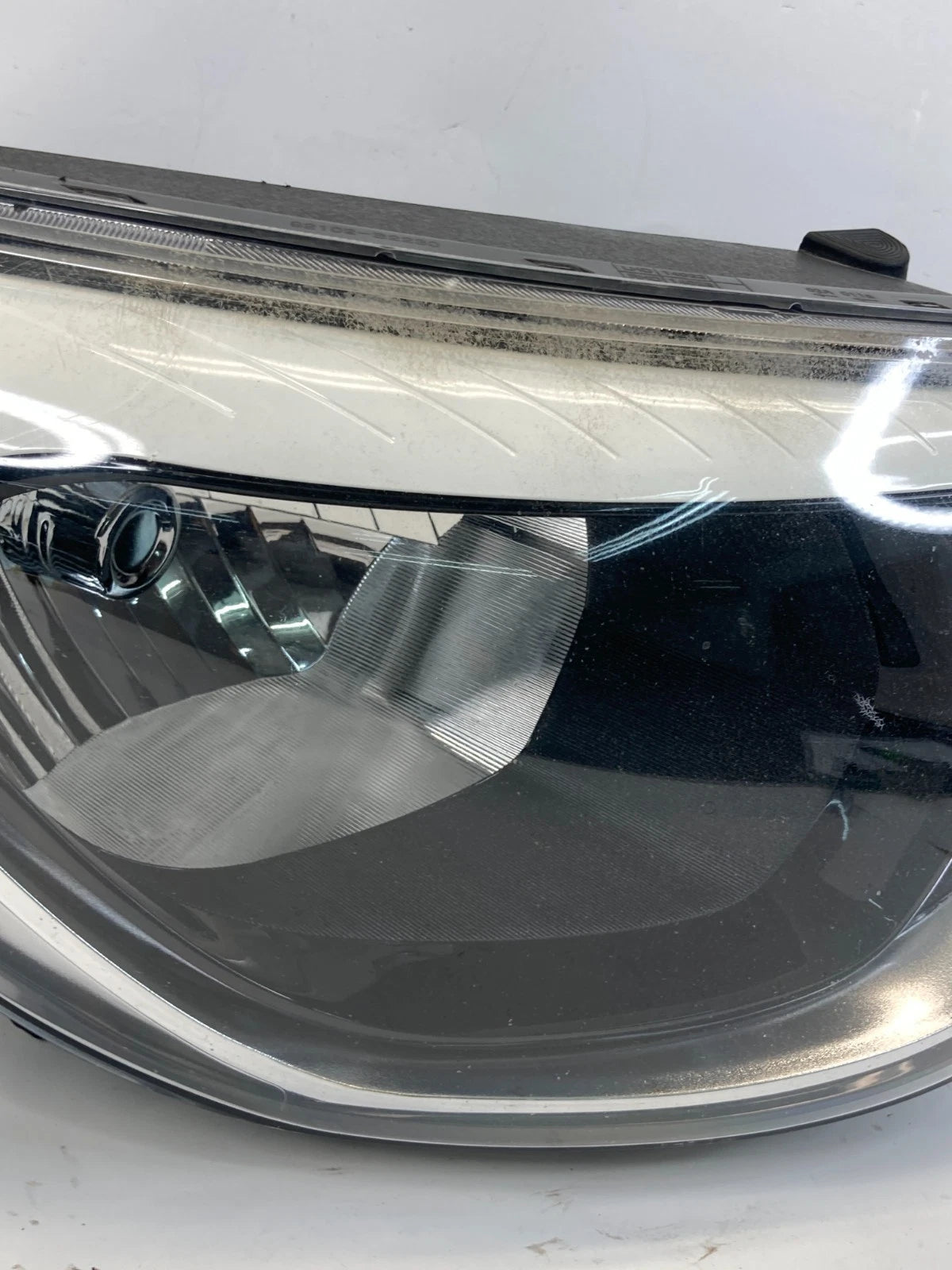 2014-2016 KIA SOUL FRONT RIGHT SIDE HEADLIGHT HEADLAMP HALOGEN 92102-B2230 OEM