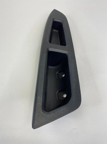 2006-2013 CHEVY IMPALA REAR RIGHT SIDE DOOR WINDOW SWITCH COVER BEZEL 1799354