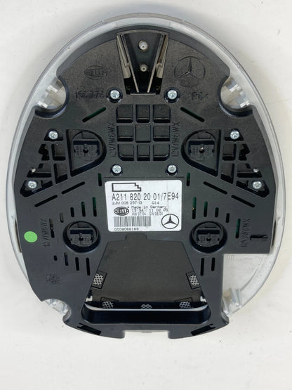 2006 MERCEDES-BENZ CLS500 REAR OVERHEAD DOME READING LIGHT LAMP A211-820-20-01