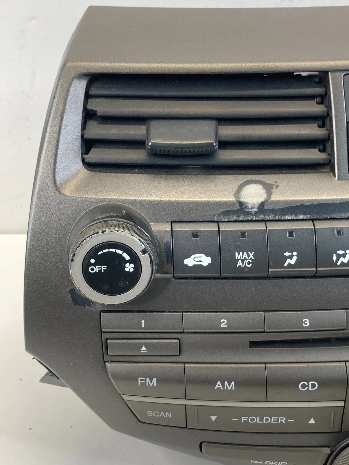 08-11 Honda Accord AM FM CD Player Radio Receiver W/ Air Vent 77260TA0A030 OEM