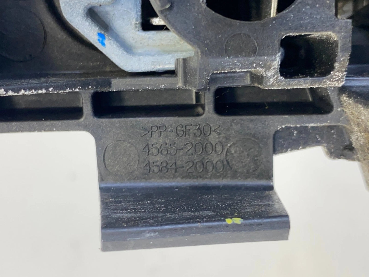 2011-2019 FORD FIESTA REAR RIGHT EXTERIOR DOOR HANDLE UNIT OEM FACTORY 4565-2000