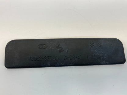 2003-2008 KIA SORENTO REAR RIGHT BACK SIDE PAD COVER TRIM LID 93562-3E020 OEM