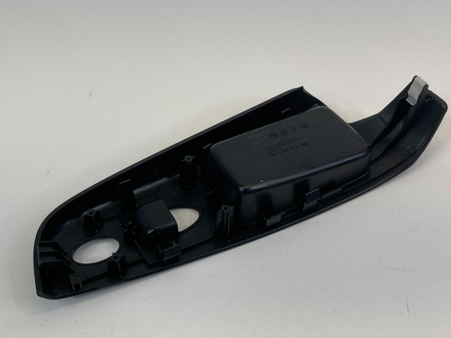 2006-2011 Honda Civic Sedan 4-DR Front Right Door Panel Window Switch Bezel OEM