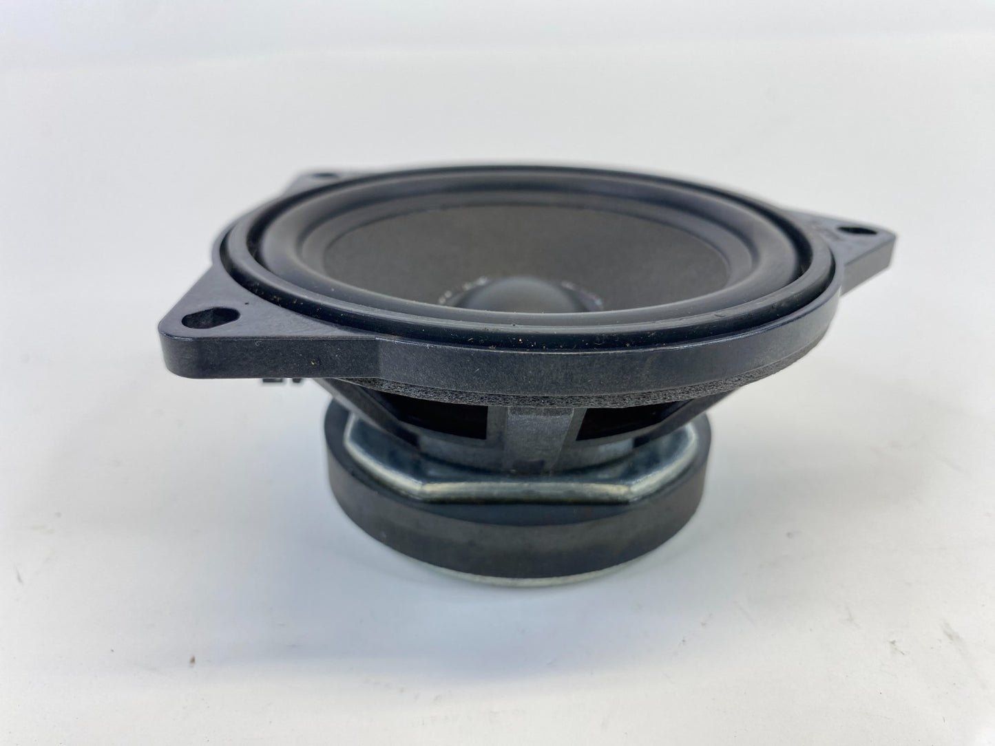 2006 2007 BMW 530xi Door Speaker Loudspeaker 6513-6930902-01 OEM