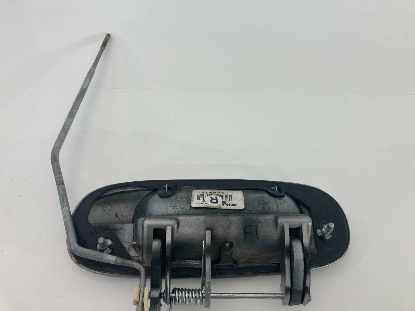02-09 CHEVY TRAILBLAZER GMC ENVOY FRONT RIGHT PASSENGER OUTER DOOR HANDLE FR RH