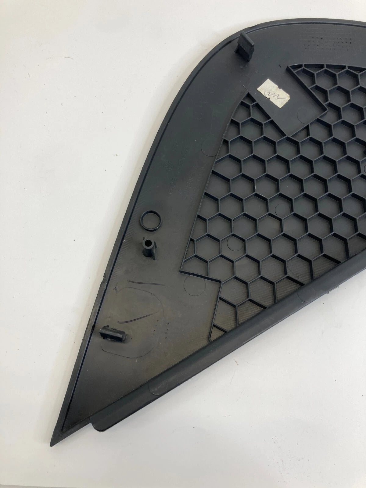 2011-2018 VOLKSWAGEN JETTA DASH LEFT DRIVER SIDE END CAP TRIM COVER 5C6858247