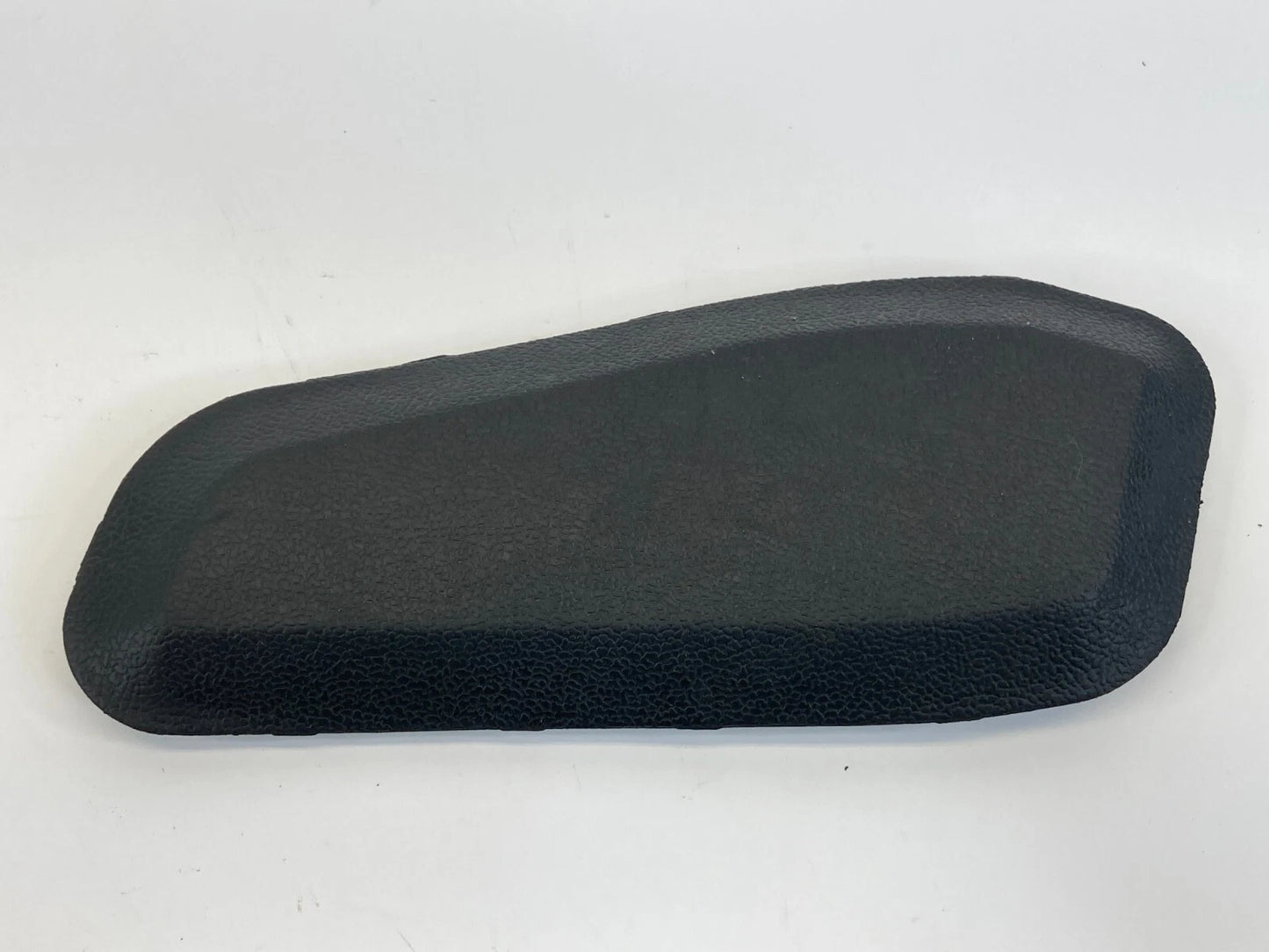 2004-2012 MITSUBISHI GALANT FRONT LEFT SIDE INNER DOOR CORNER COVER MIRROR BEZEL