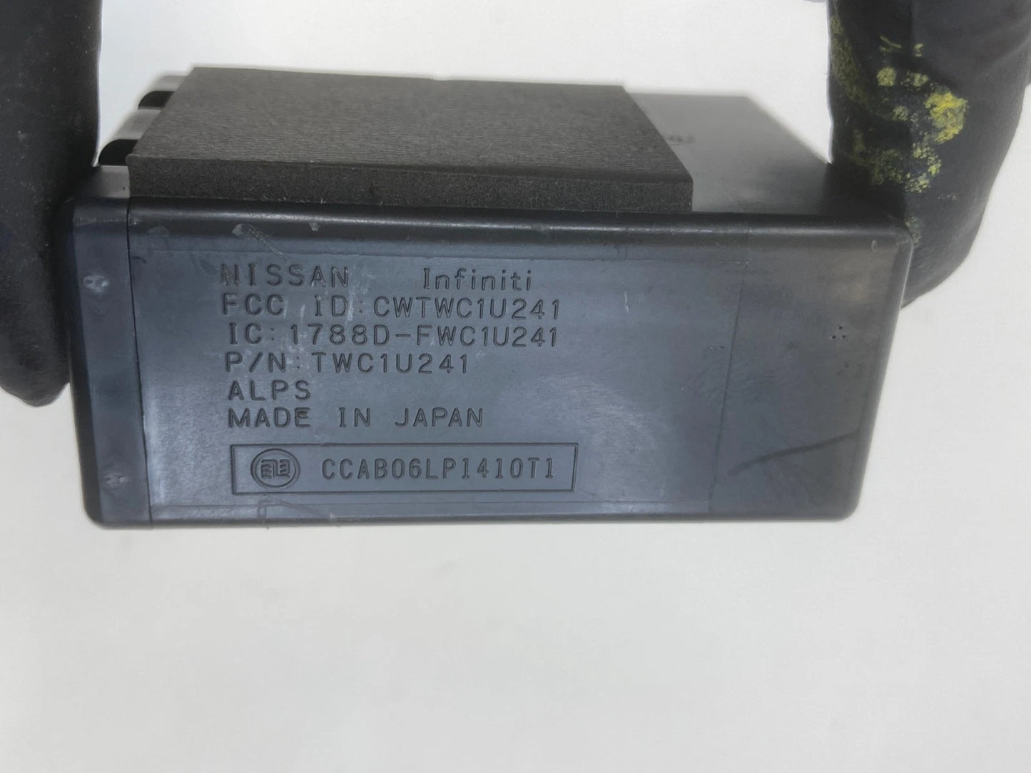 08-13 INFINITI G37 SEDAN KEYLESS ENTRY REMOTE CONTROL MODULE UNIT OEM TWC1U241