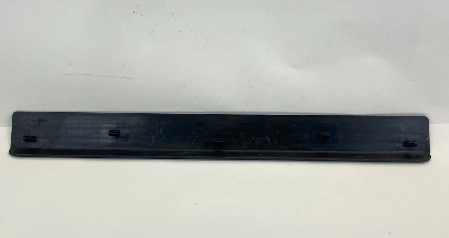 2001-2005 FORD EXPLORER SPORT TRAC FRONT RIGHT DOOR SILL STEP SCUFF PLATE TRIM