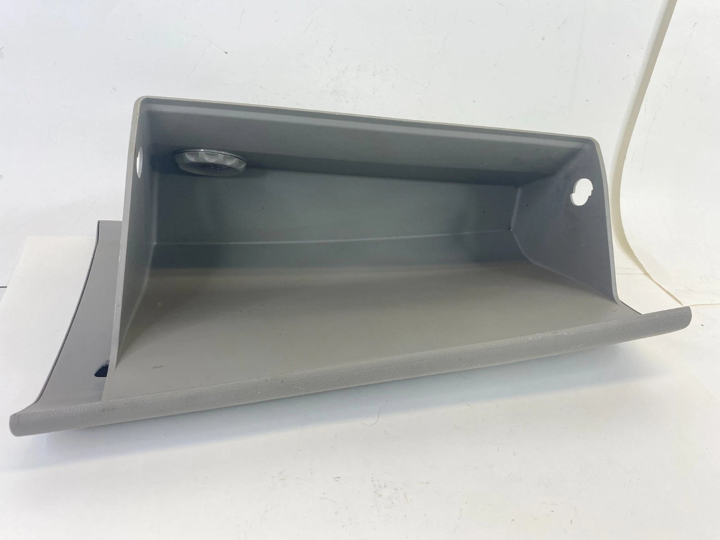 2015-2021 KIA SEDONA GLOVE BOX STORAGE COMPARTMENT ASSY W/ COOLING OEM