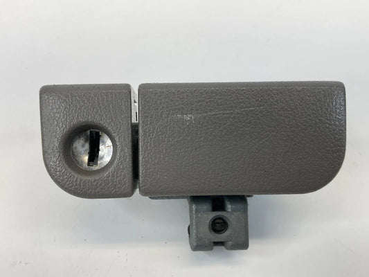 1999-2004 HONDA ODYSSEY GLOVE BOX COMPARTMENT LOCK LATCH RELEASE HANDLE OEM