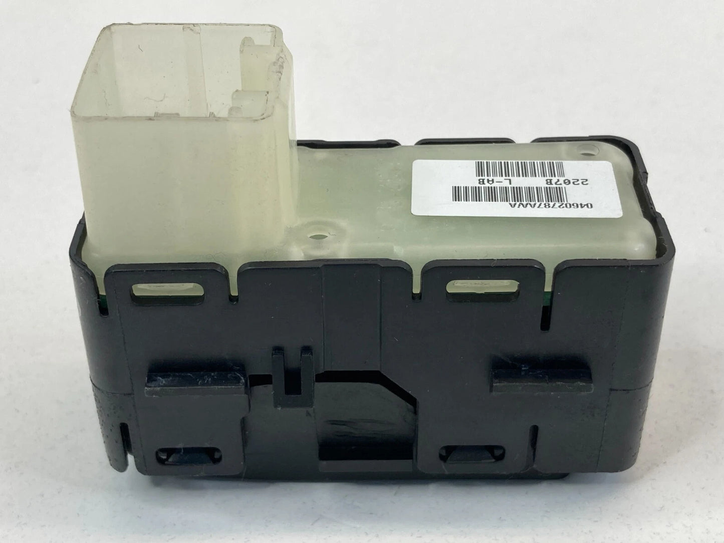 2007-2010 CHRYSLER SEBRING REAR RIGHT SIDE DOOR WINDOW CONTROL SWITCH 4602787AA