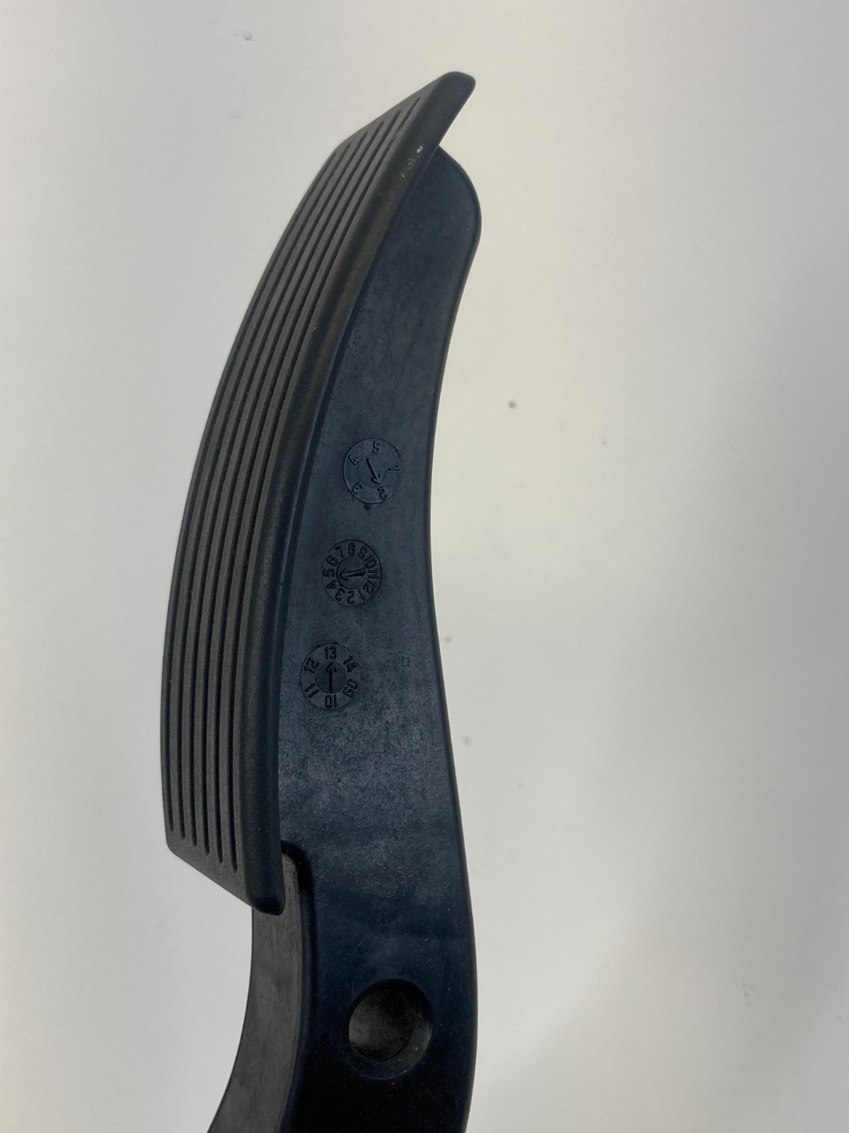 10-17 GMC Terrain Chevy Equinox 2.4L A/T Fuel Accelerator Gas Pedal Throttle