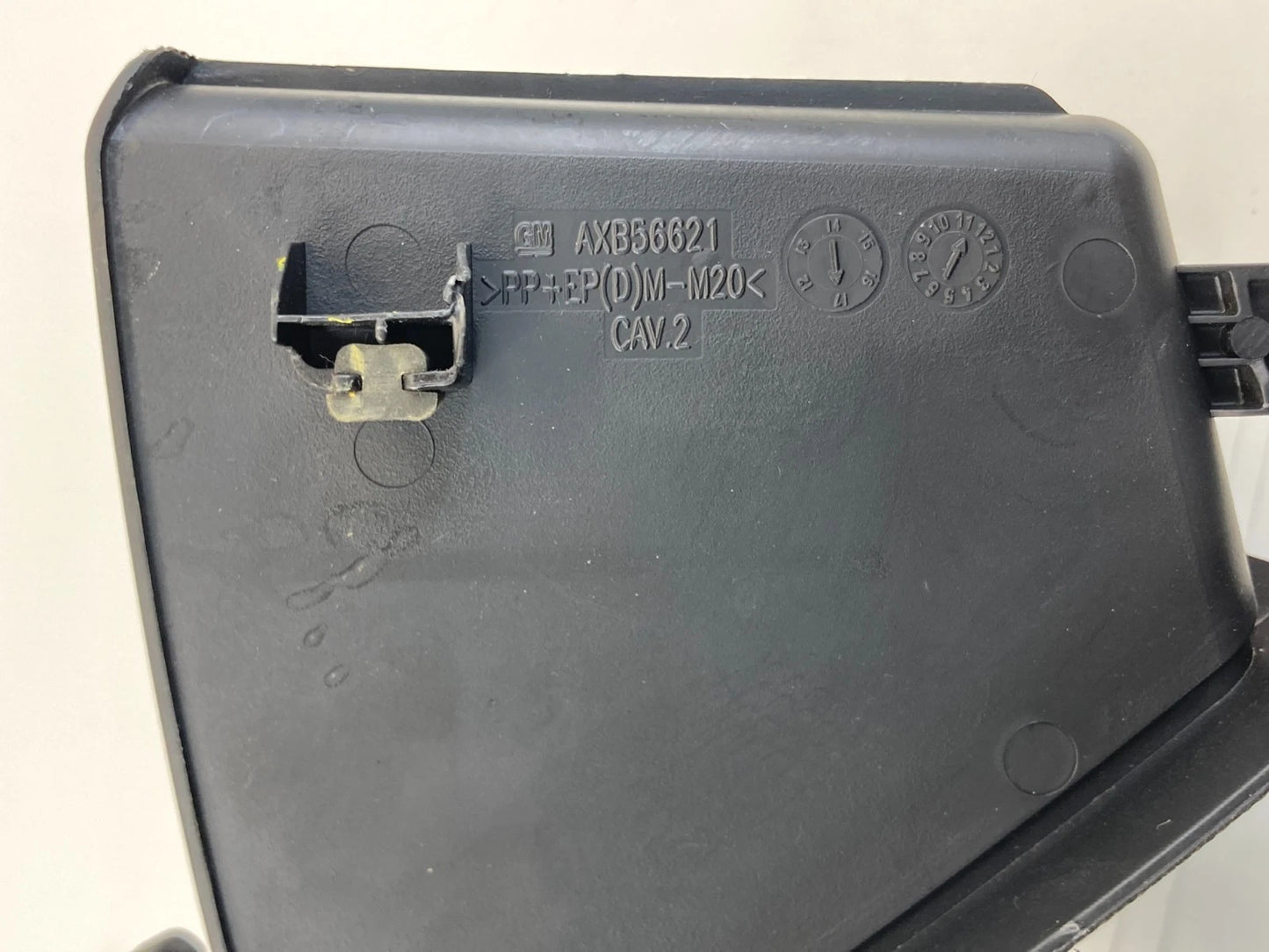 2017-2020 Chevrolet Trax Dash Interior Fuse Box Cover Coin Tray Assy OEM