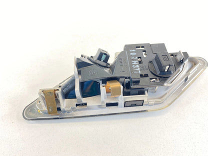 2001-2005 BMW 330XI 325I REAR LEFT SIDE ROOF READING LIGHT LAMP 2JA-007-877-01