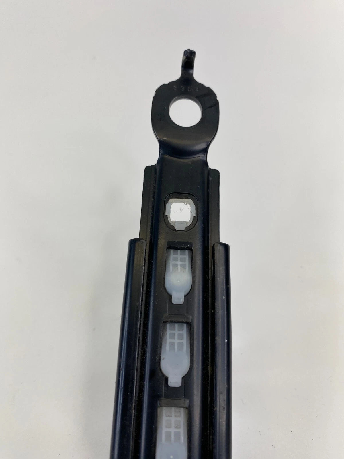 2009 10 11 12 2013 TOYOTA COROLLA FRONT LEFT SIDE SEAT BELT HEIGHT ADJUSTER OEM
