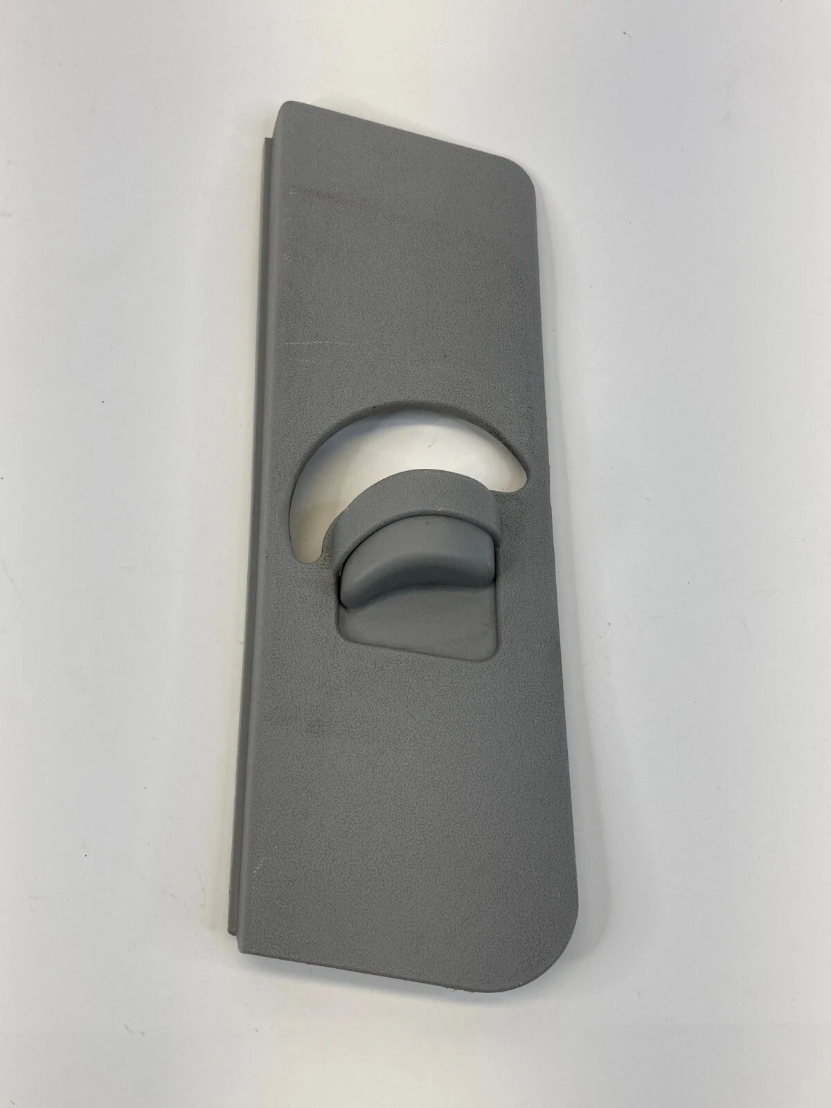 2006-2011 KIA RIO FRONT LEFT SIDE SEAT BELT HEIGHT ADJUSTER COVER 85833-1G200