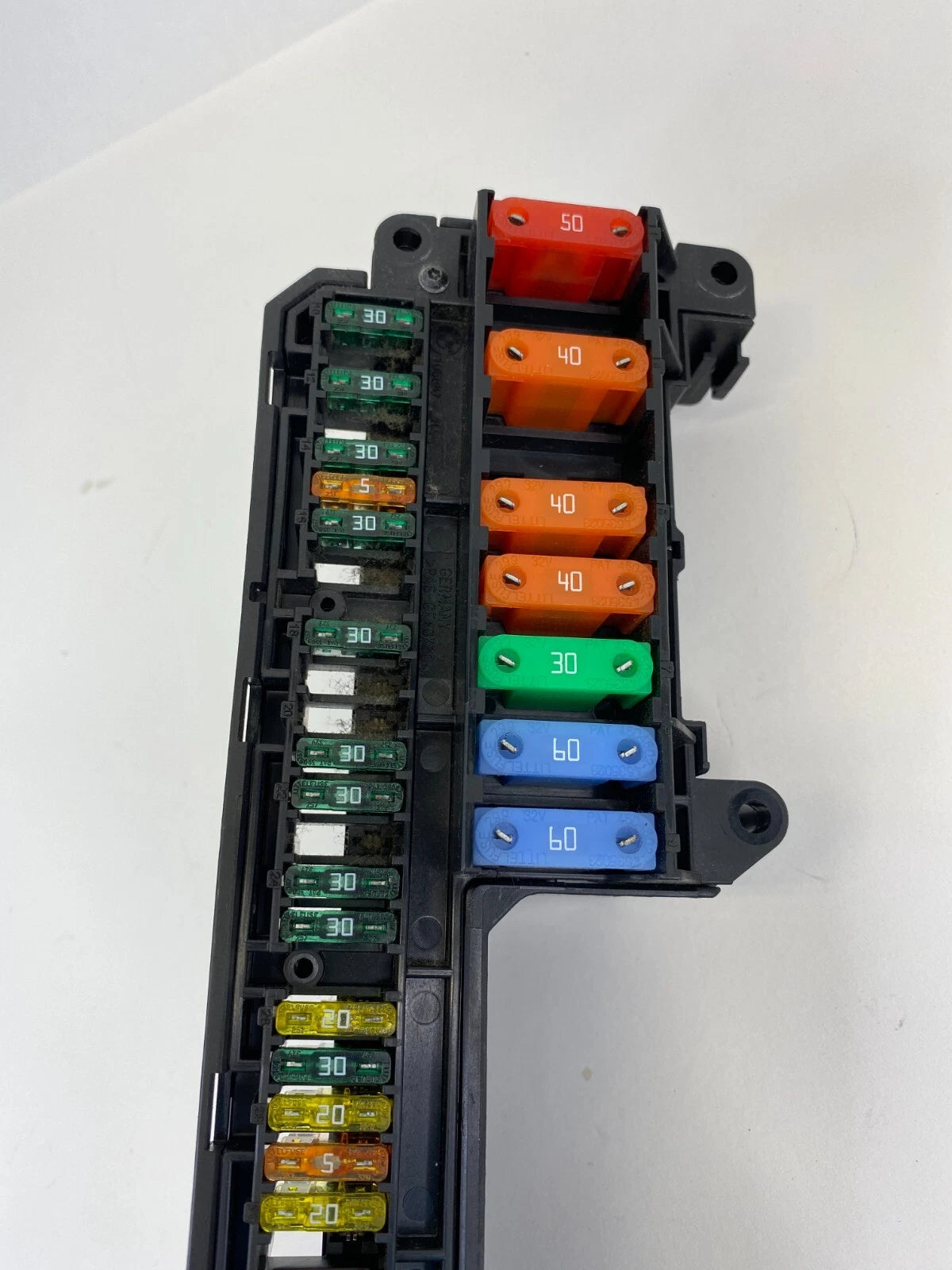 2006-2010 BMW 550I 4.8L AT FRONT POWER DISTRIBUTION FUSE RELAY BOX 257-13290 OEM