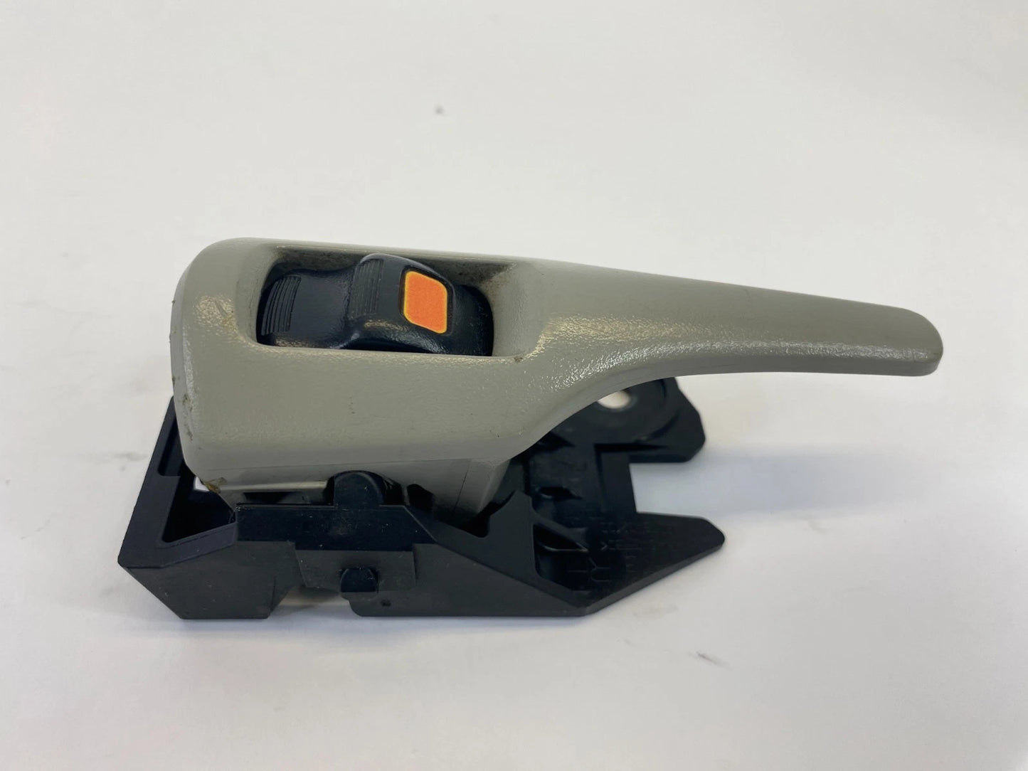 2009-2013 TOYOTA COROLLA REAR RIGHT PASSENGER INNER DOOR HANDLE 69273-02100 OEM