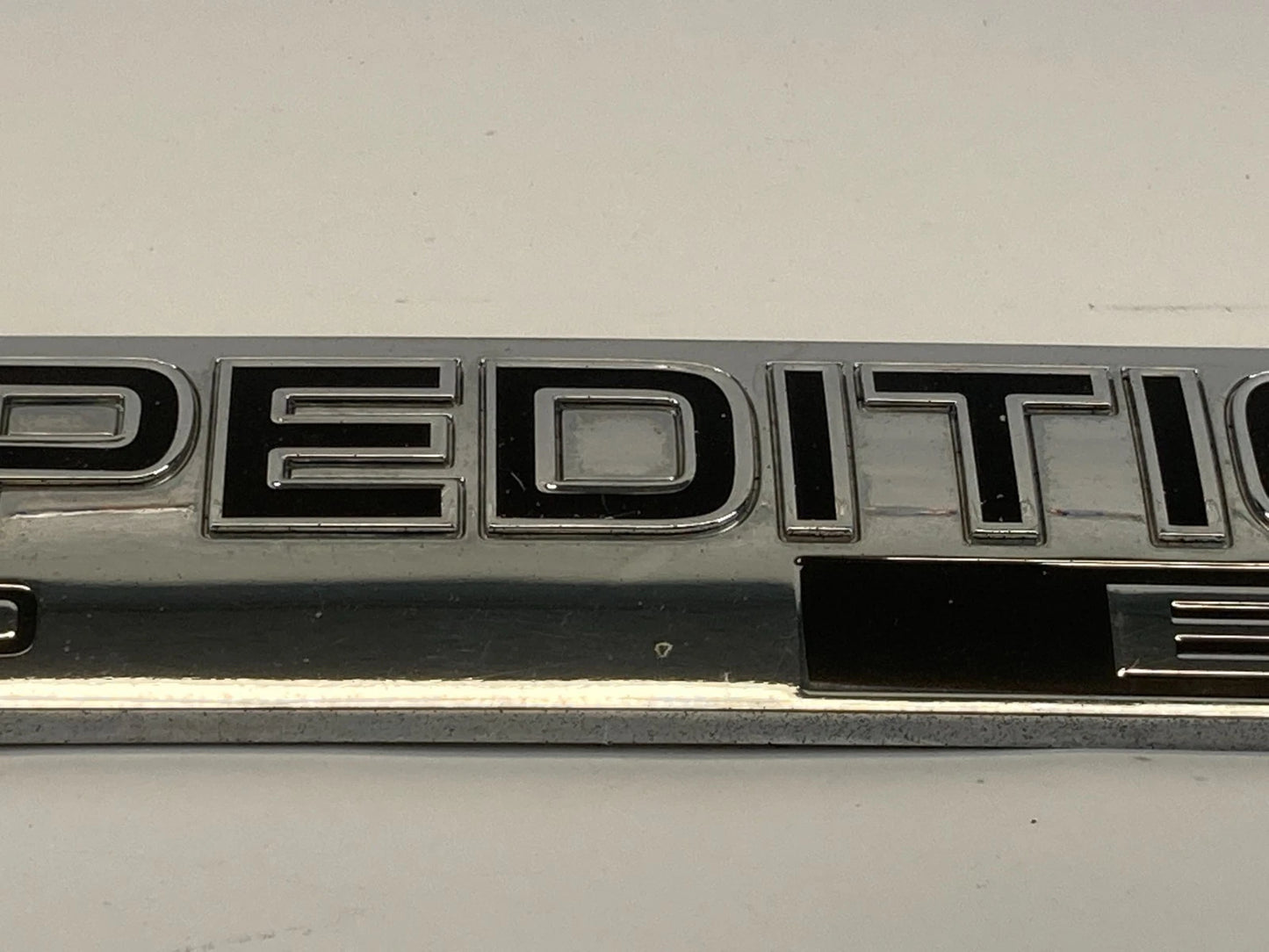 2007-2014 FORD EXPEDITION EL LIMITED REAR TRUNK LID LOGO NAMEPLATE EMBLEM