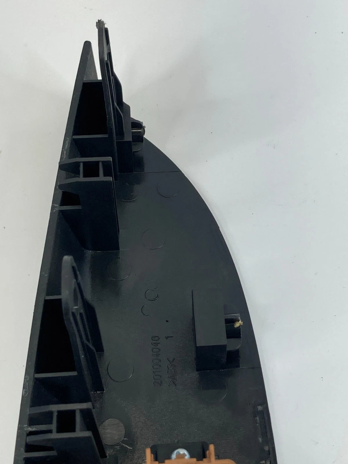 12-15 CHEVROLET CAPTIVA SPORT REAR LEFT POWER WINDOW SWITCH BEZEL OEM 201004046