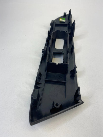 2010-2013 HYUNDAI TUCSON FRONT RIGHT WINDOW SWITCH BEZEL COVER TRIM 383511-1110