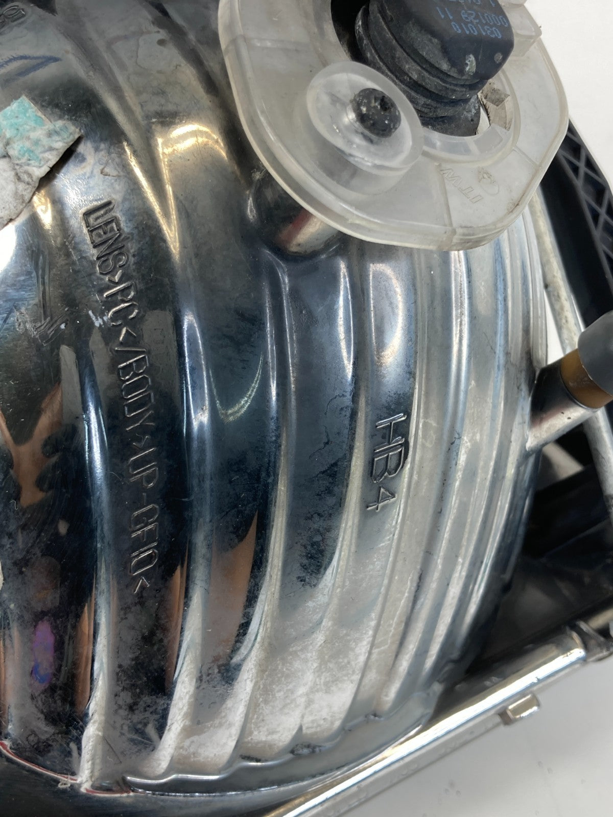 2002-2005 Ford Explorer Front Left Driver Side Headlight Head Light Lamp OEM