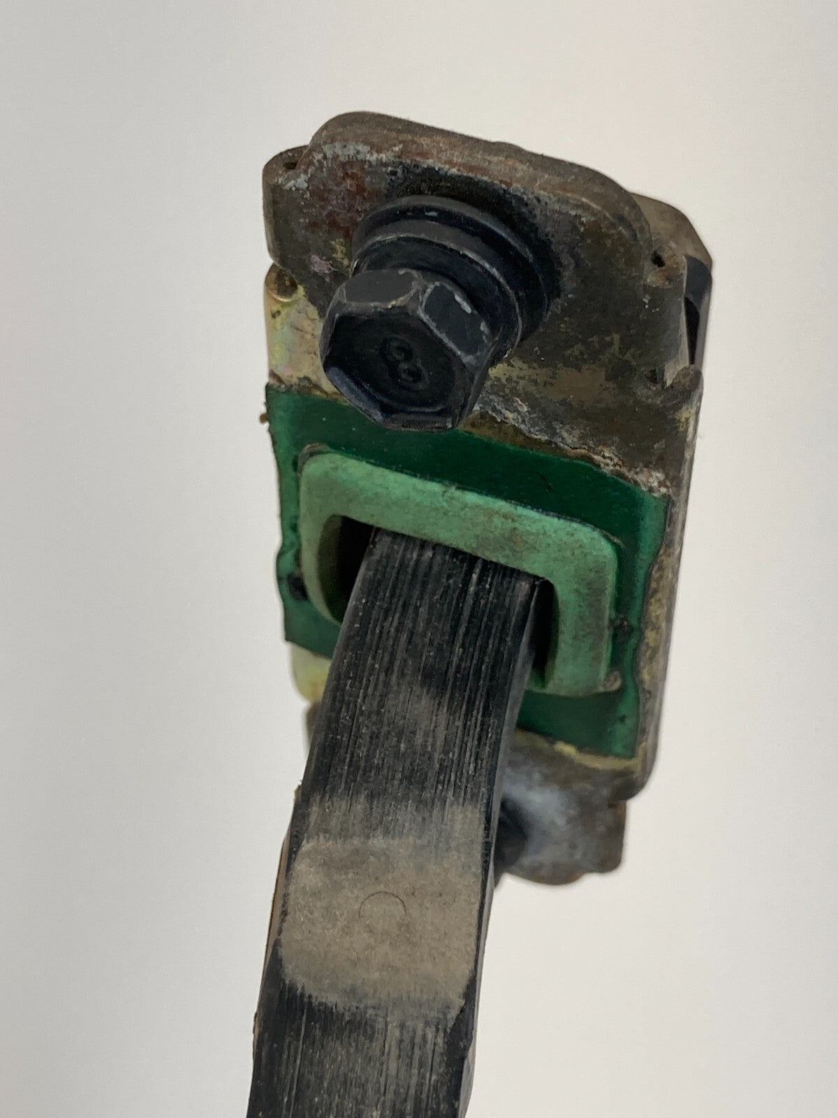 2001-2006 Hyundai Elantra Rear Left Side Door Check Stop Stopper Detent OEM