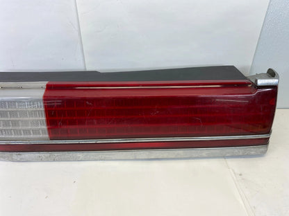 1988-1991 MERCURY GRAND MARQUIS TAILLIGHT TAIL LIGHT LAMP PASSENGER RIGHT OEM
