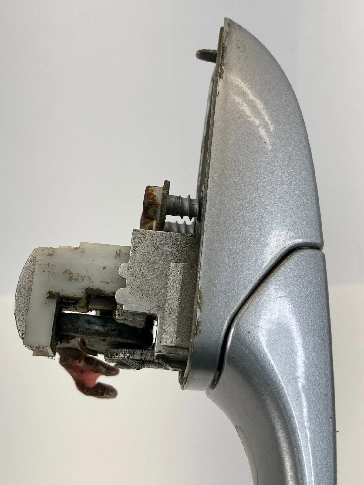 2005-2010 CHRYSLER 300 REAR RIGHT SIDE EXTERIOR DOOR HANDLE 0WE82TRMAF OEM