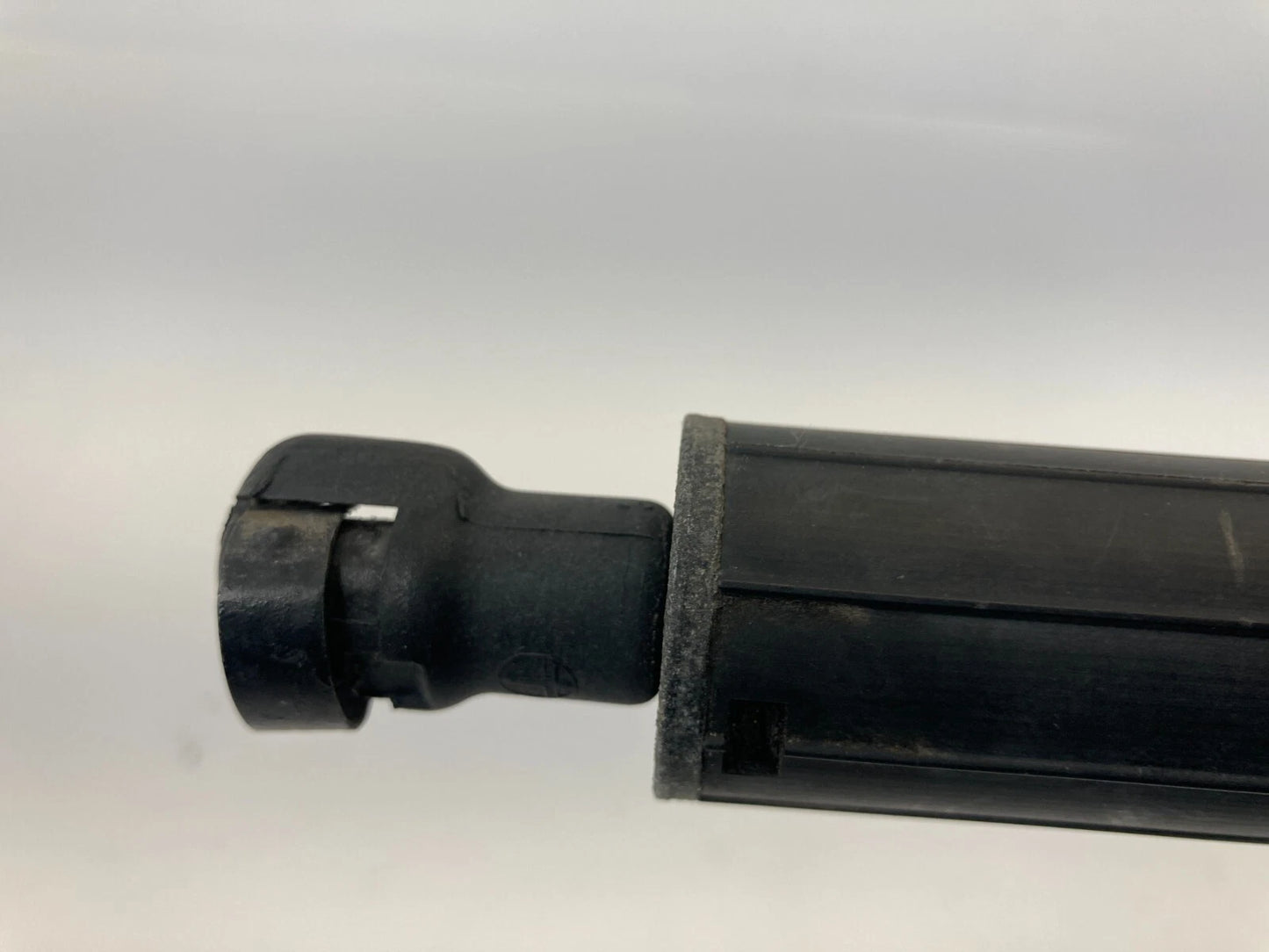 06-11 MERCEDES-BENZ ML350 REAR HATCH TRUNK LIFT CYLINDER SHOCK STRUT 1647400346