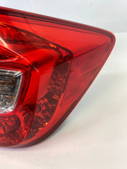 2012 2013 HONDA CIVIC SEDAN RIGHT SIDE OUTER TAIL LIGHT TAILLIGHT LAMP HALOGEN