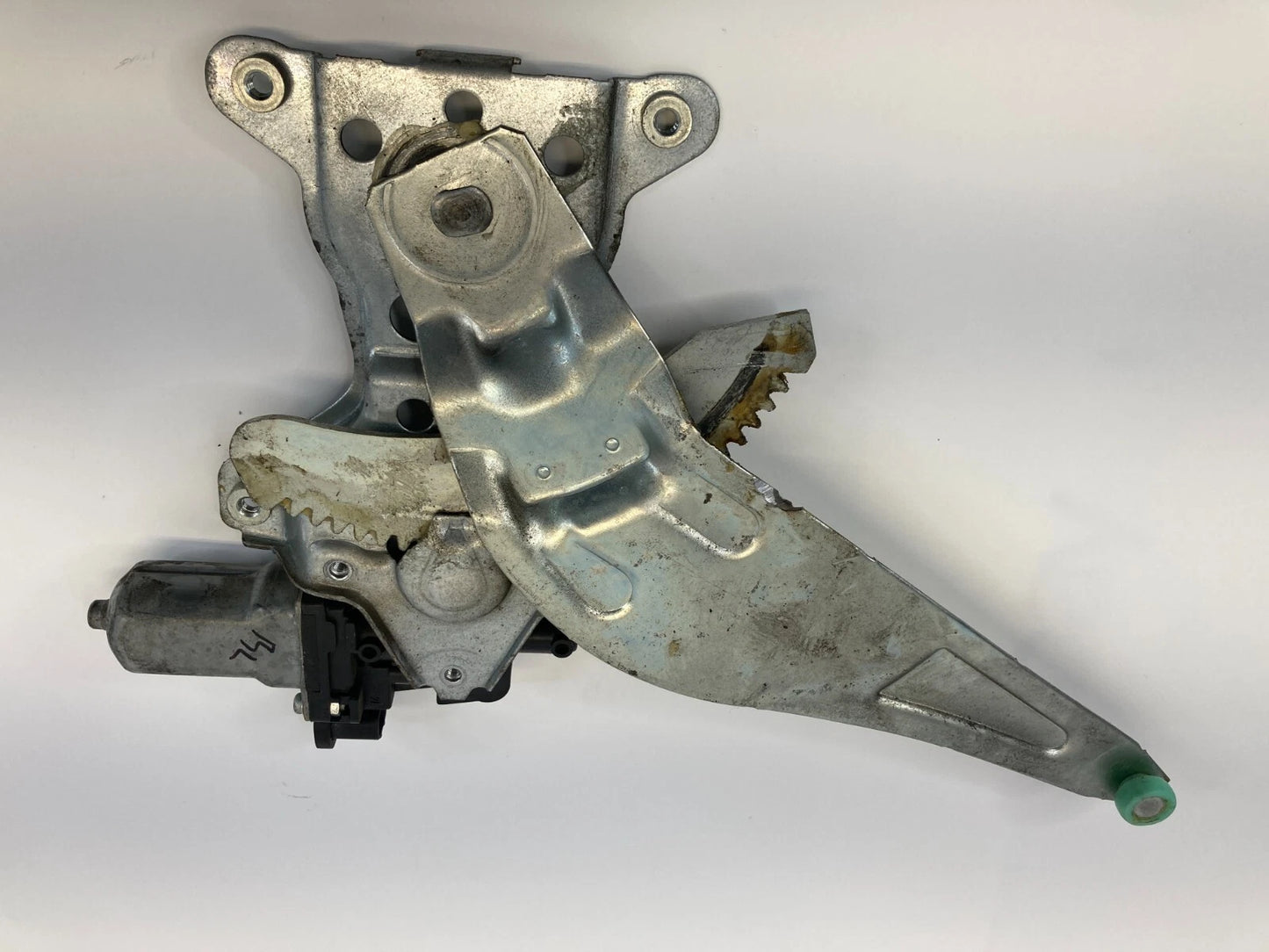2007-2013 SUZUKI SX4 HATCHBACK REAR LEFT WINDOW MOTOR & REGULATOR 83560-79J00