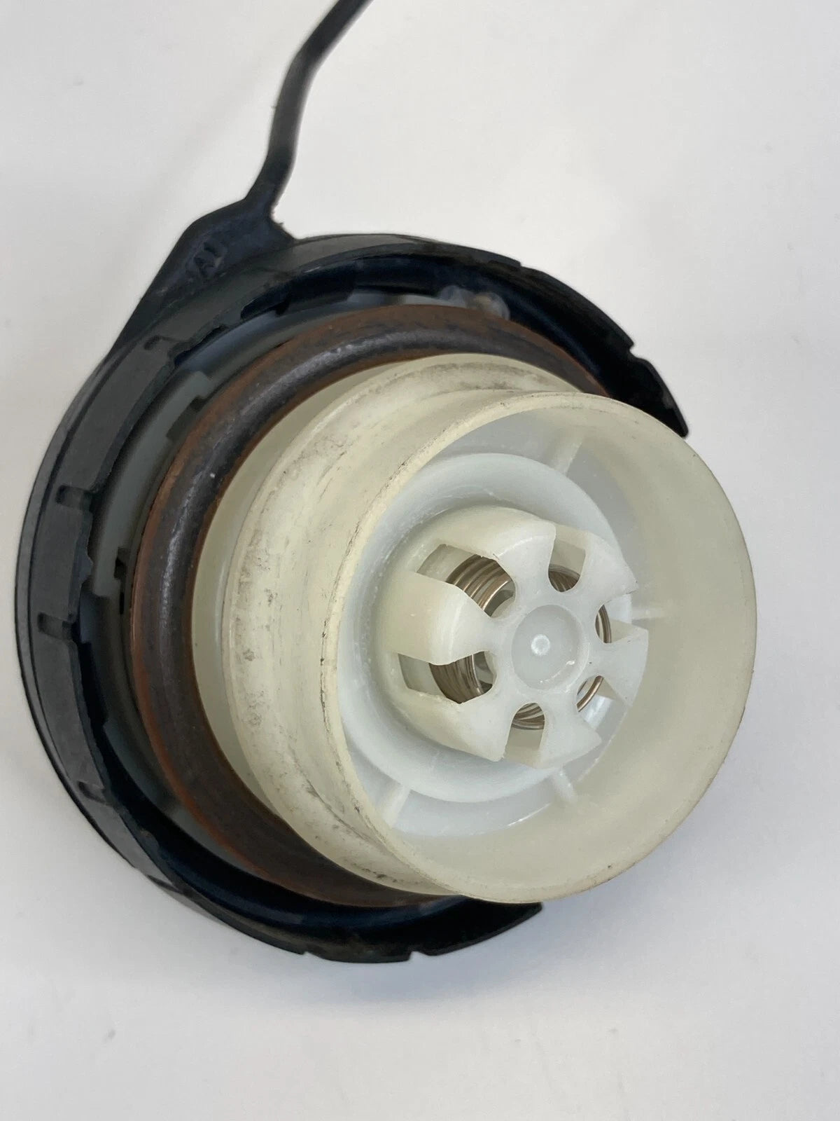 2013-2024 SUBARU LEGACY 2.5L FUEL FILLER GAS TANK LID CAP COVER OEM