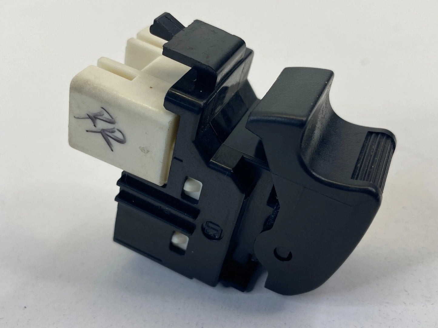 2004-2009 TOYOTA PRIUS REAR RIGHT SIDE DOOR POWER WINDOW CONTROL SWITCH OEM