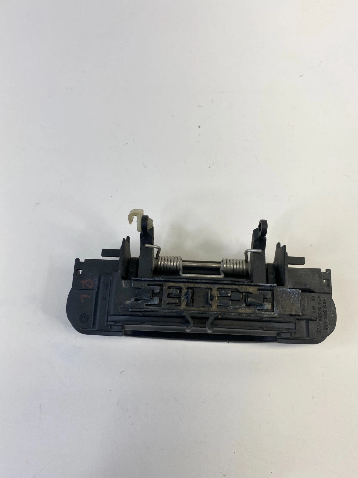 2006-2008 AUDI A3 REAR LEFT BACK EXTERIOR DOOR HANDLE ASSEMBLY 4B0839885 OEM