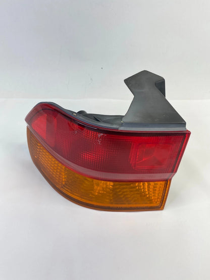 2002-2004 HONDA ODYSSEY REAR LEFT DRIVER SIDE TAIL LIGHT OUTER TAILLIGHT OEM