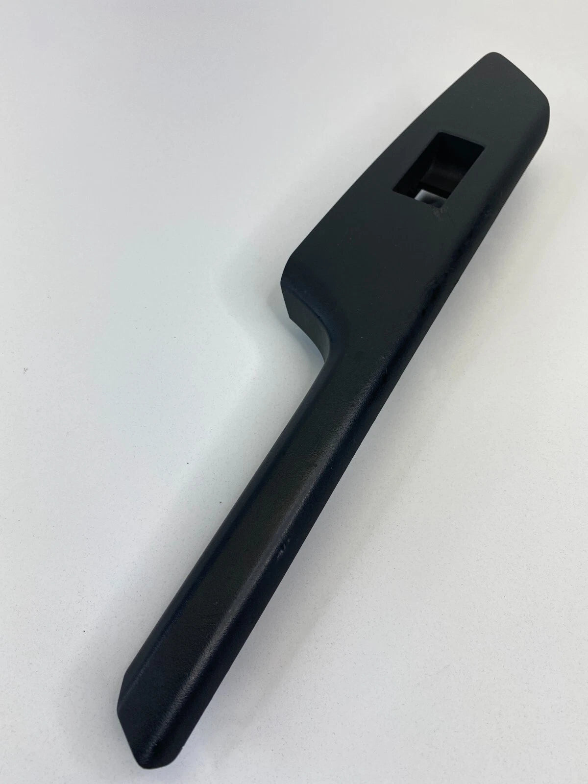 2009-2013 TOYOTA MATRIX REAR LEFT SIDE WINDOW SWITCH TRIM COVER ONLY 74272-02210