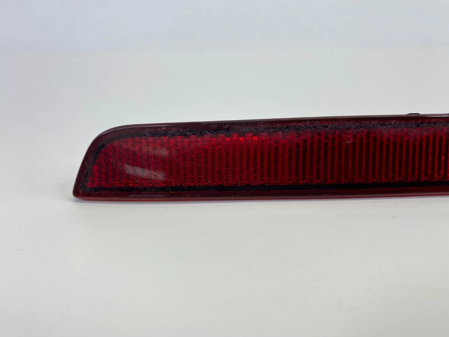 13-15 CHEVROLET MALIBU REAR BUMPER LEFT OUTER SIDE REFLECTOR LAMP GM20998412