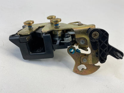2004-2008 CHEVROLET AVEO SEDAN REAR RIGHT SIDE MANUAL DOOR LOCK LATCH ASSEMBLY