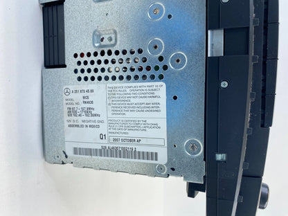 06-08MERCEDES-BENZ R350 NAVI GPS RADIO RECEIVER MONITOR SCREEN A2518704589 OEM