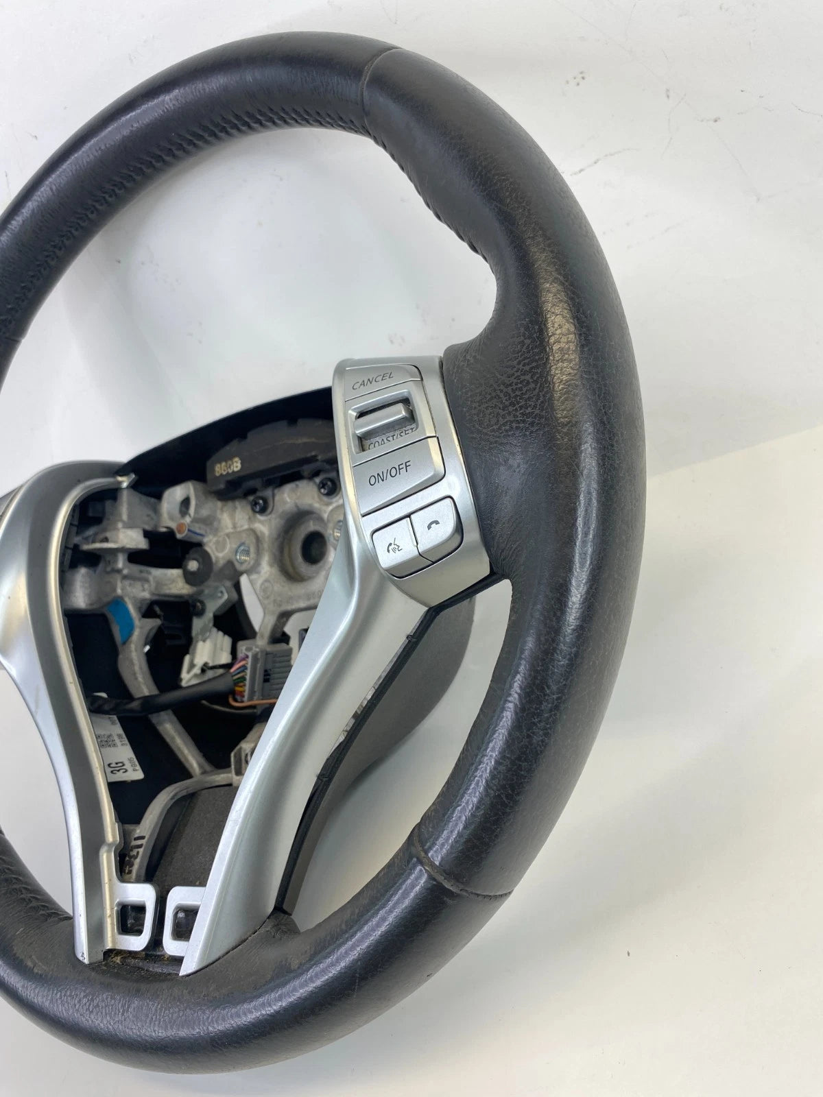 2016-2018 Nissan Altima Steering Wheel w/ Audio & Cruise Control Switch Assy OEM