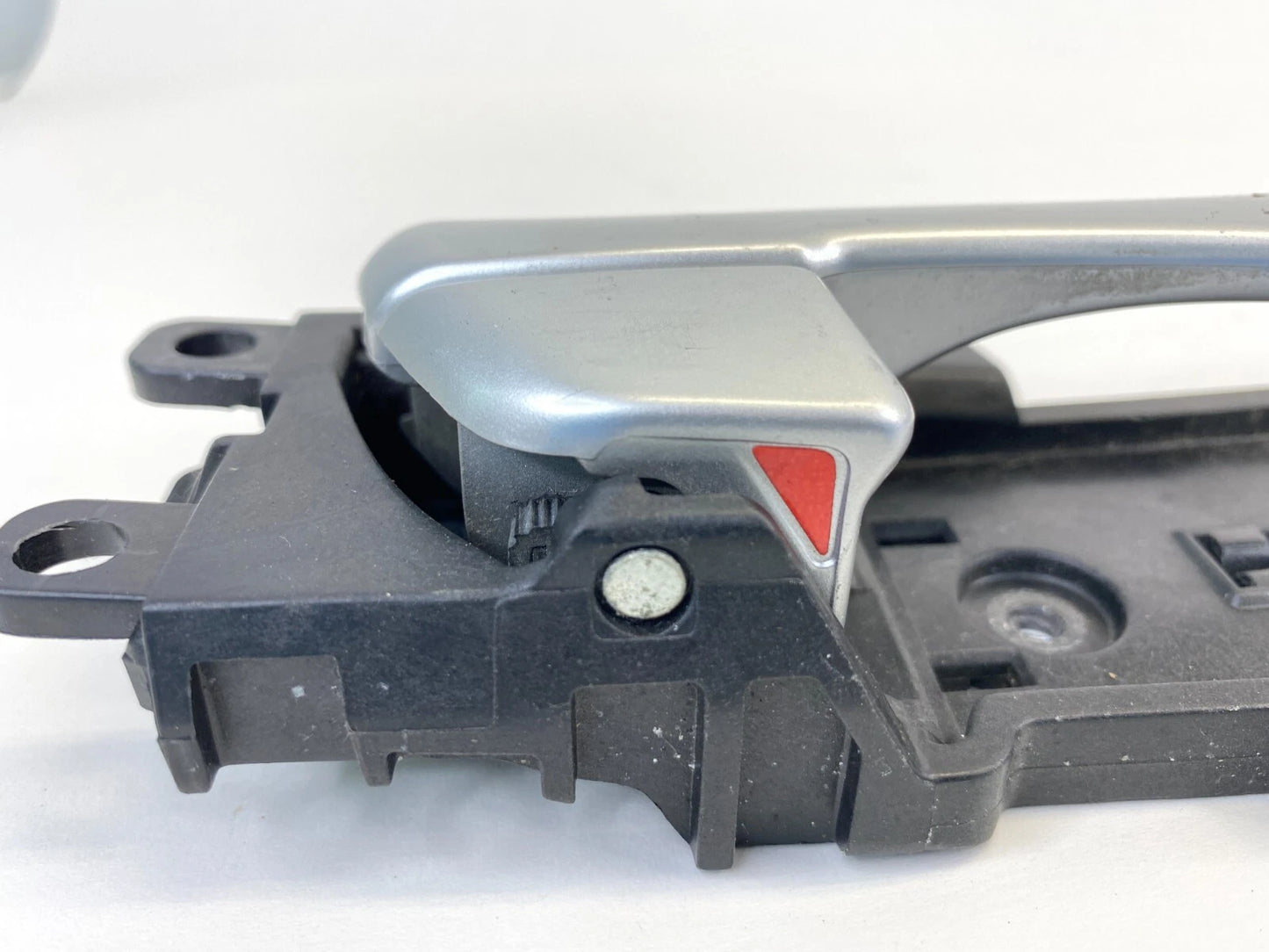 2011-2014 HYUNDAI SONATA REAR RIGHT SIDE INTERIOR DOOR HANDLE 82620-3S000 OEM