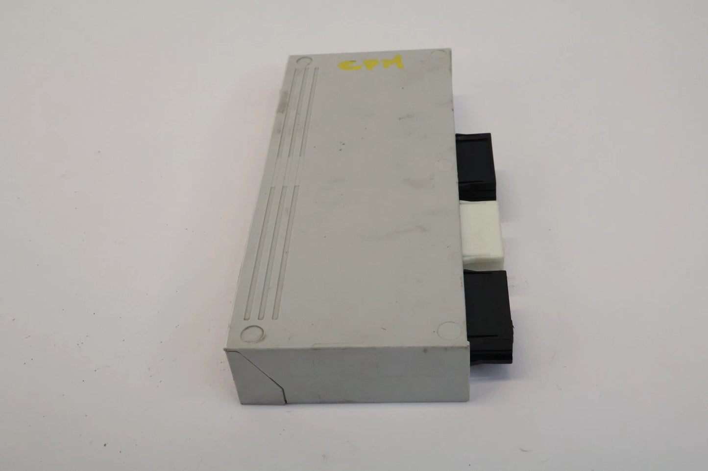 2011-2016 BMW 528I 535I 550I TAILGATE TRUNK LID CONTROL MODULE 61357327886 OEM