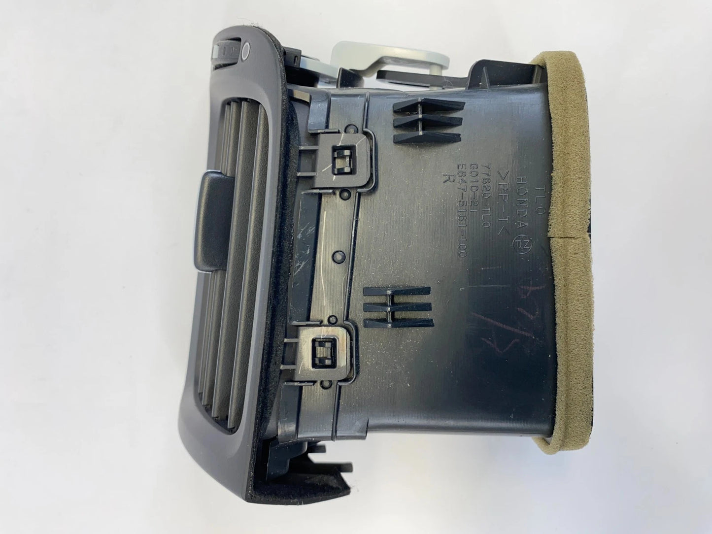 2009-2014 ACURA TSX RIGHT OUTER DASH AC AIR VENT HEATER GRILLE OEM 77620-TL0