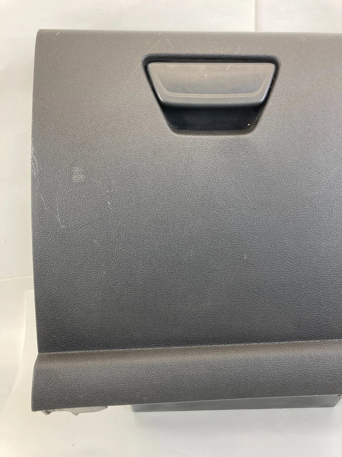13-16 FORD ESCAPE GLOVE BOX GLOVEBOX STORAGE COMPARTMENT CJ54-S060T10-AMW OEM
