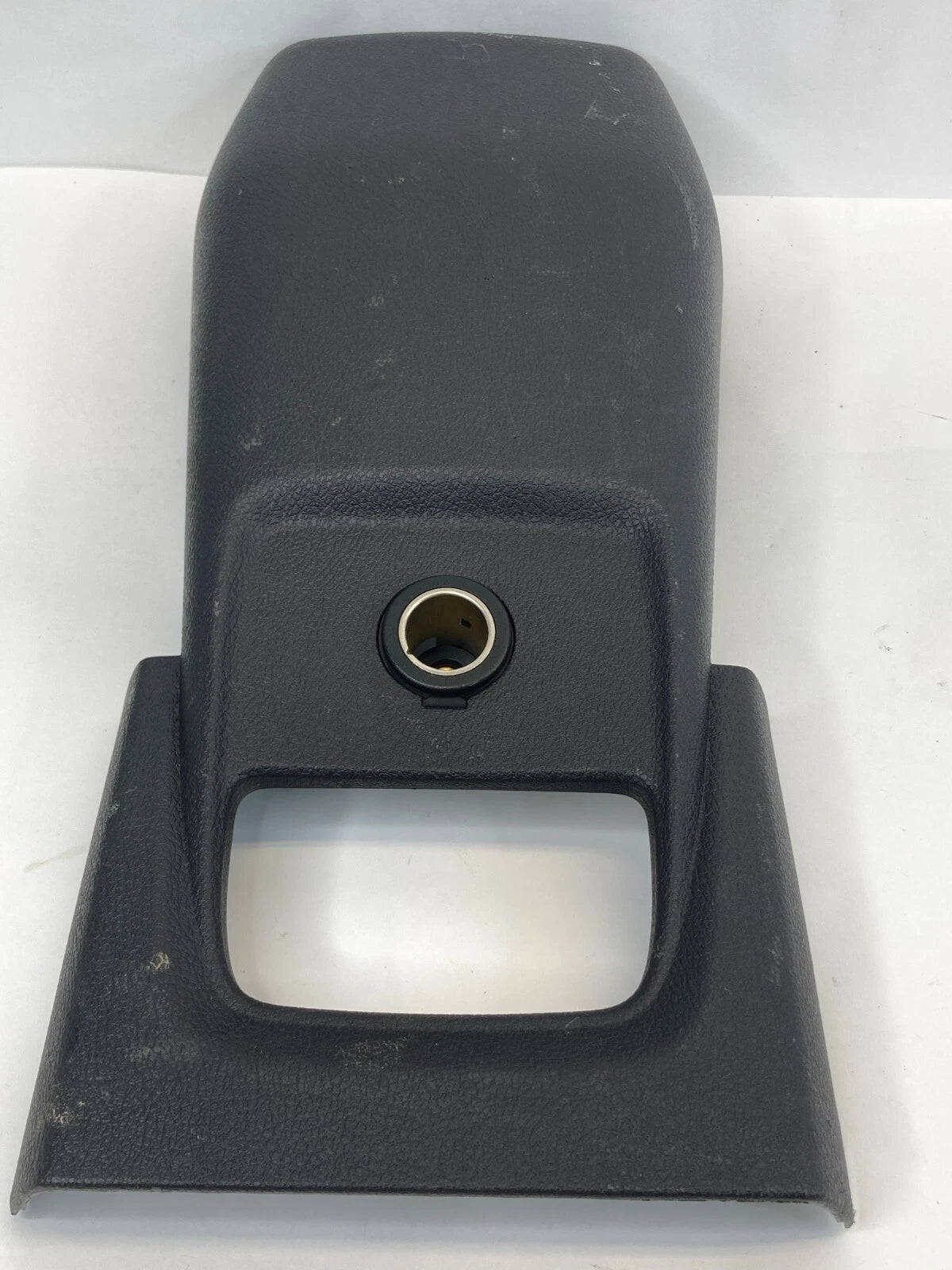 2014-2018 FORD TRANSIT CONNECT REAR CENTER CONSOLE POWER OUTLET TRIM PANEL COVER